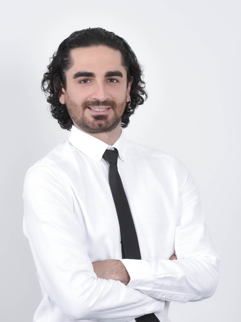 Müslüm YEŞİLTEPELER Müzik Öğretmeni