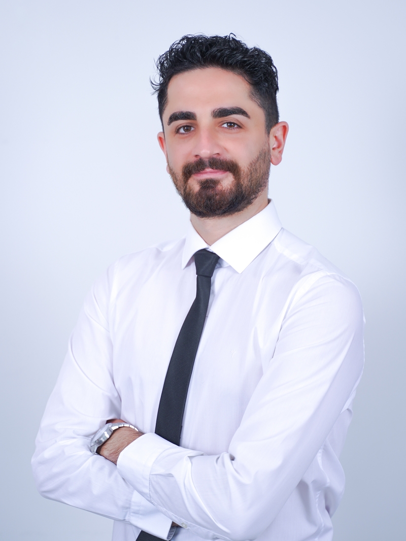 Müslüm YEŞİLTEPELER Müzik Öğretmeni