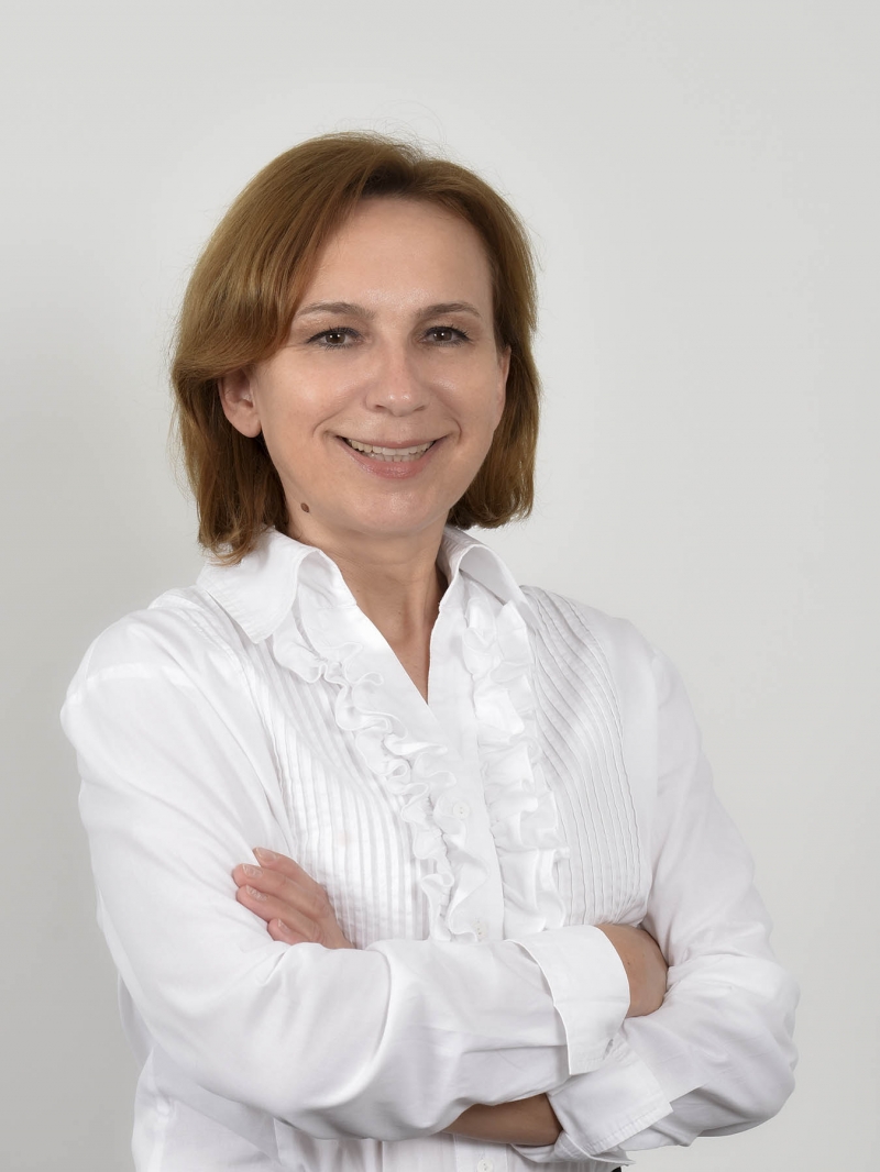 İrina SOLAK İngilizce Öğretmeni